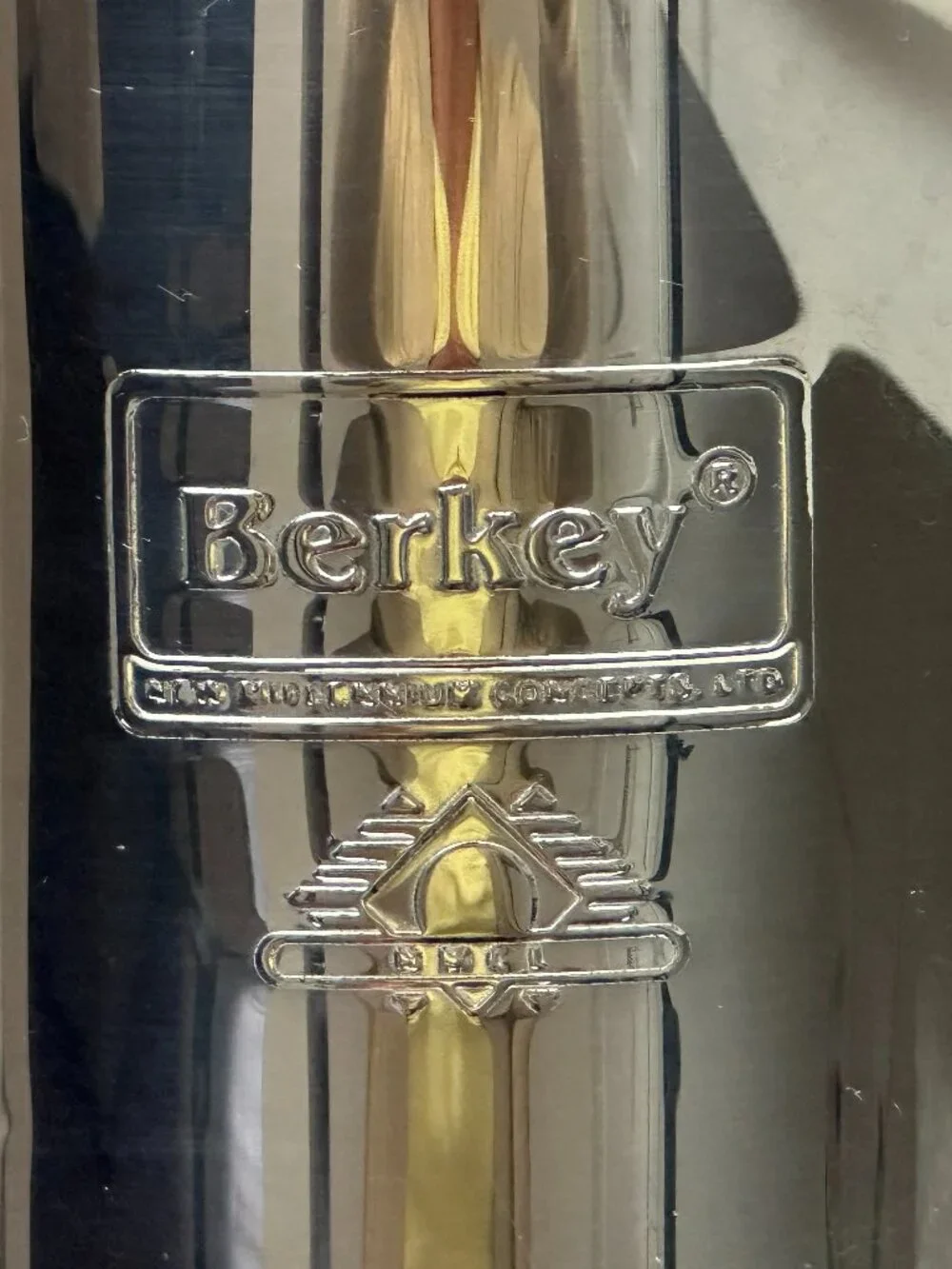 💧 Royal Berkey Gravity-Fed Water Filter System – 3.25 Gallon Plus Stand